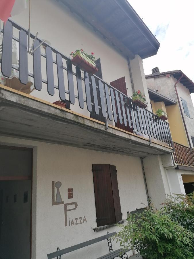 Casa Vacanze 'La Piazza' Villa Zone Exterior foto