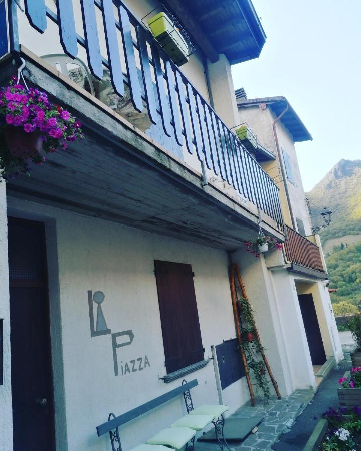 Casa Vacanze 'La Piazza' Villa Zone Exterior foto